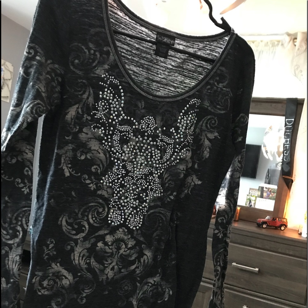 Long sleeve shirt